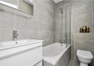 Modern 2 Bedroom Flat On The Doorstep Of Queen's Park