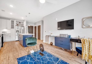 Modern Luxury ☞ King Bed ☞ 1BR in Plaza Midwood
