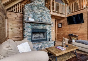 Mountain Escape Cabin