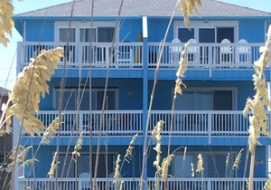 Oceanfront Condo with gorgeous views and Pool