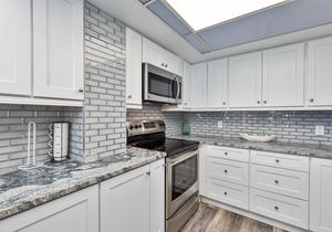 Oceanfront Nags Head condo! Beautifully appointed with community pool!