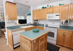 Oceanside, Community Pool, Community Amenities, 677, Windswept II