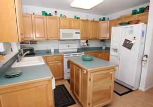 Oceanside, Community Pool, Community Amenities, 677, Windswept II