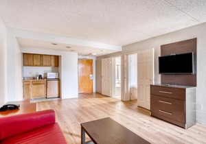 OYO Hotel Burlington South
