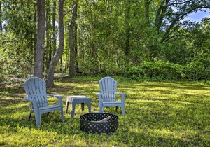 Pet-Friendly Durham Home about 3 Mi to Downtown!