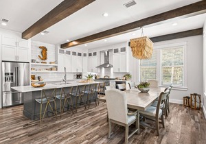 Pool | LSV | Firepit | Multiple Balconies