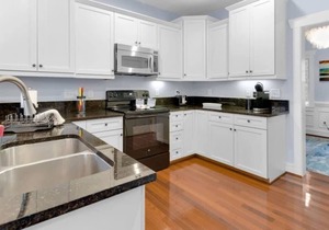 Private Hilltop Home in Popular Plaza Midwood