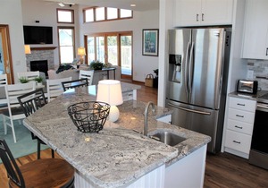 Private Home | Dock Space | Two Bikes | Screened Porch