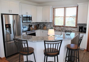 Private Home | Dock Space | Two Bikes | Screened Porch