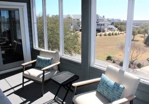 Private Home | Dock Space | Two Bikes | Screened Porch