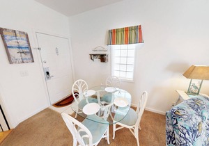 Quiet 2BR Golf Villa in Sunset Beach -Located close to Activity Center. (RP3309)