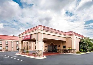 Ramada by Wyndham Hendersonville