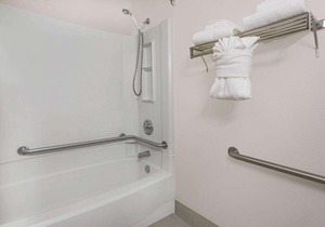 Ramada by Wyndham Asheville Southeast