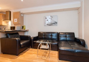 *Reduced Rates* London City Apartment | 13 Mins to St Paul's Cathedral, Zone 1