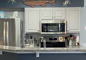 Remodel condo with all new furniture. Fresh and ready for your vacation
