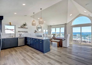 Remodeled Oceanfront w/Hot Tub, 2 Decks, Walk to Surf City Pier, Pet-Friendly