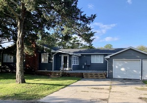 “Rendezvous” A Spacious, Newly Renovated 4BR Charmer