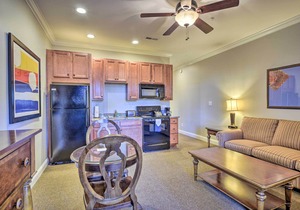 Resort-Style Condo on Golf Course w/Pool Access