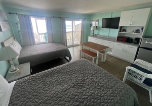 Room#309 Standard 2 Queen Beds Pets Yes
