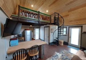 Rustic Hendersonville Farm Studio w/Private Deck
