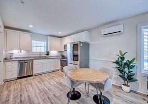 Saltwater Suites, 108 King 1st Floor