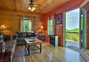 Secluded Lenoir Cabin 15 Mins to Blowing Rock
