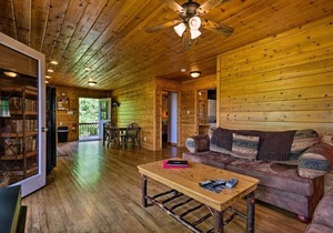 Secluded Lenoir Cabin 15 Mins to Blowing Rock