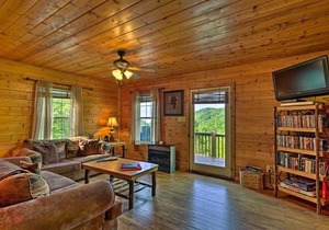 Secluded Lenoir Cabin 15 Mins to Blowing Rock