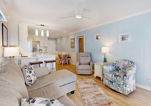 Second-Floor, Ocean View Condo with Balcony, WiFi, Washer/Dryer & Shared Pool