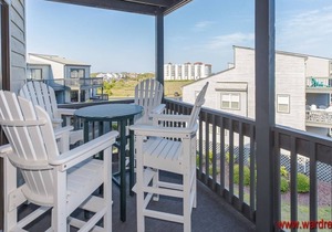 Shipwatch Villa 1318 - Oceanfront condo - swimming pool!