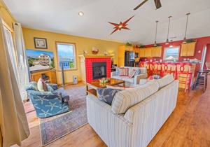 Soundside Dog Friendly Home w/Pool, Hot Tub, Game Room, Community Boat Ramp