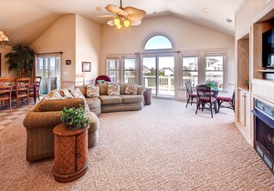 Soundside Dog Friendly w/Private Pool, Hot Tub, Elevator, Community Boat Ramp