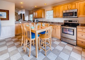 Soundside Dog Friendly w/Private Pool, Hot Tub, Elevator, Community Boat Ramp