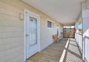 Southern Shore Villa 108-Finz Up