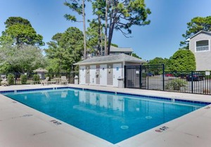 Southport Fall Getaway | Condo with Deck and Pool