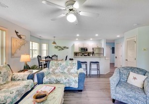 Southport Fall Getaway | Condo with Deck and Pool