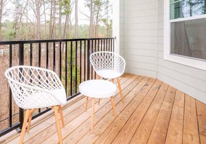 Spacious and Comfy 1BR Gym, Pool+Balcony