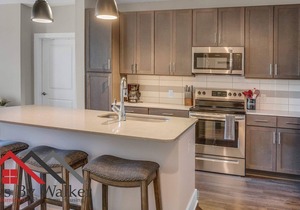 StaysByWalker 2BR - 2 Miles To Uptown! Gym/Parking