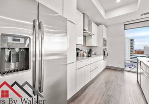 StaysByWalker 2BR Lux Uptown | City View! KingBeds