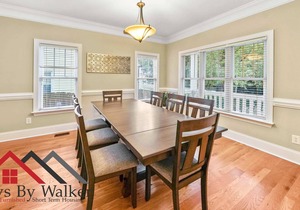 StaysByWalker 4BR Lux Home! Deck + Fenced Backyard