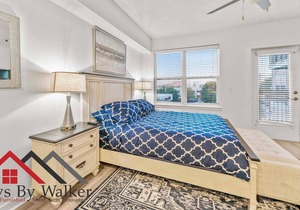 StaysByWalker Midtown Studio - Prime Location!