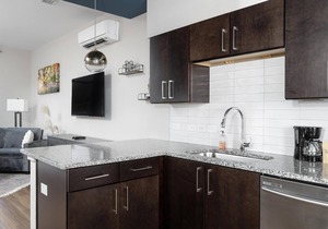 Studio King Suite with Kitchen | 302