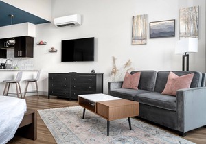 Studio King Suite with Kitchen | 301
