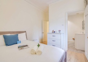 Stunning Gloucester Road Apartment