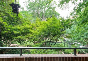 Stylish Condo | Uptown | Stunning Skyline Views | Center City | Walk to Venues