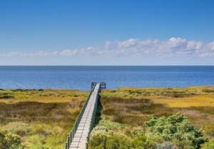 Sunset Serenade - Luxurious 8 Bedroom SoundFront Home in Salvo