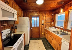 Super Cute, Cozy, Historic Sea Spray Cottage #5