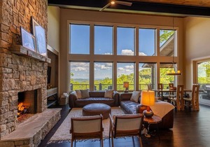 Sweet Sejour - Luxury home in BRMC with long views, hot tub, pool table