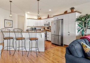 T's Retreat: Semi-oceanfront, third floor condo, two beach accesses close by.