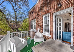 Tasteful Dilworth 2BR King Condo | Balcony | Walkable